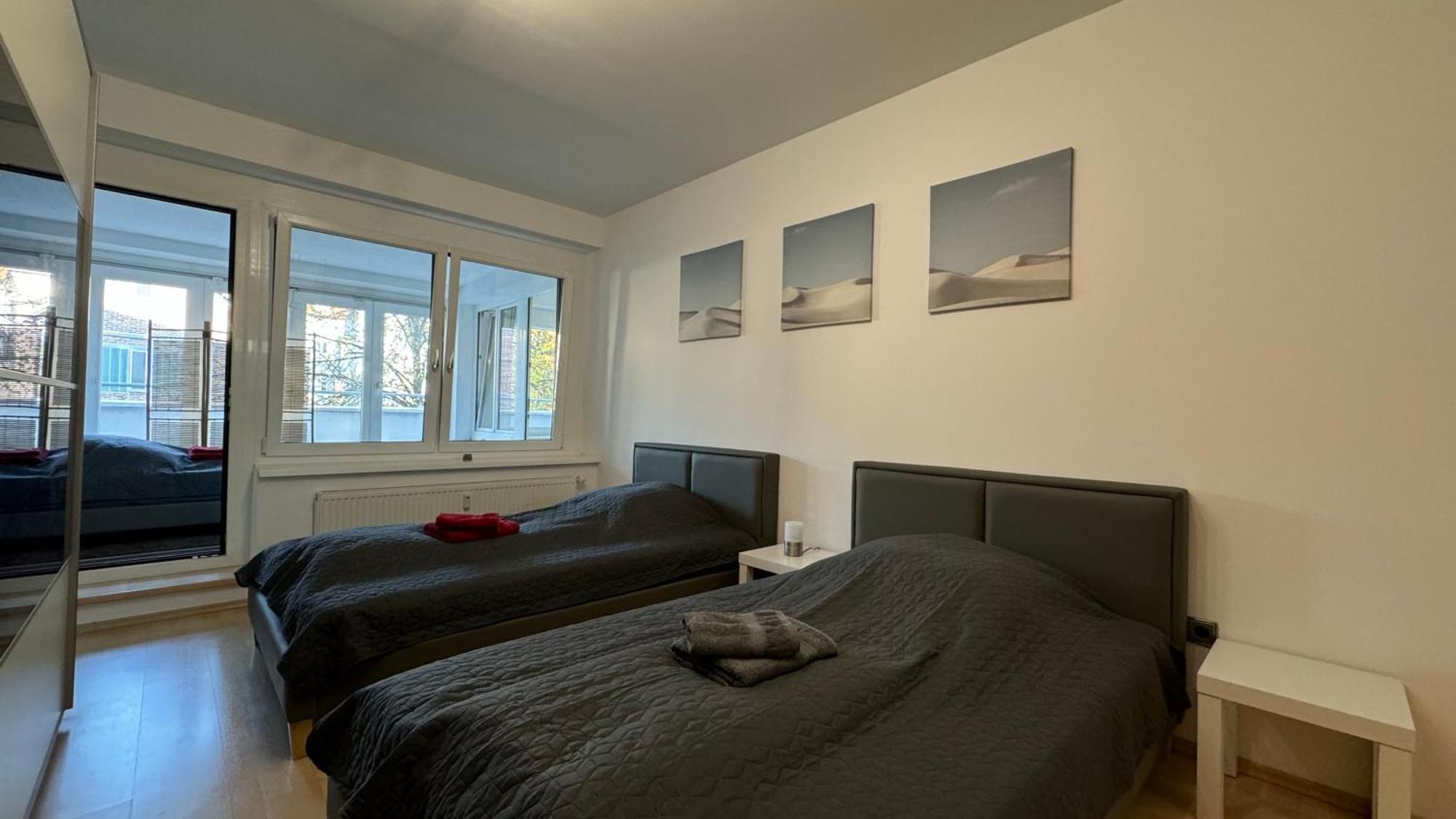 City Apartement Linz Fuer 5 Gaeste Mit Self-Checkin Und Kueche Luaran gambar